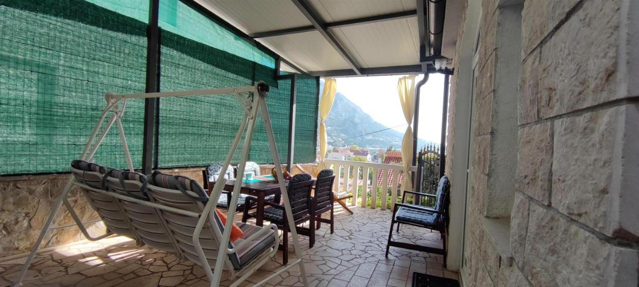 Apartment Adrian Omiš Kültér fotó